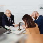 Guide to choosing the right lawyer in Delhi with common legal mistakes and expert tips for hiring a professional law firm